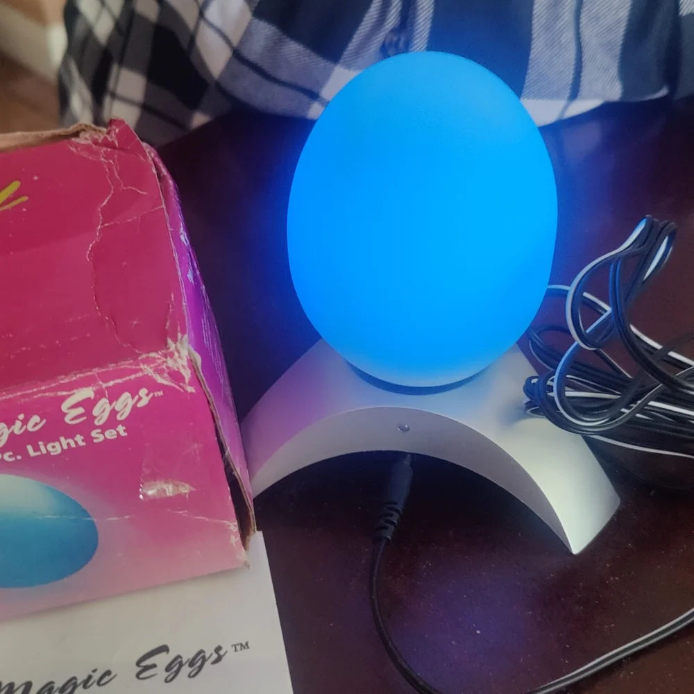 Magic Egg brighten up